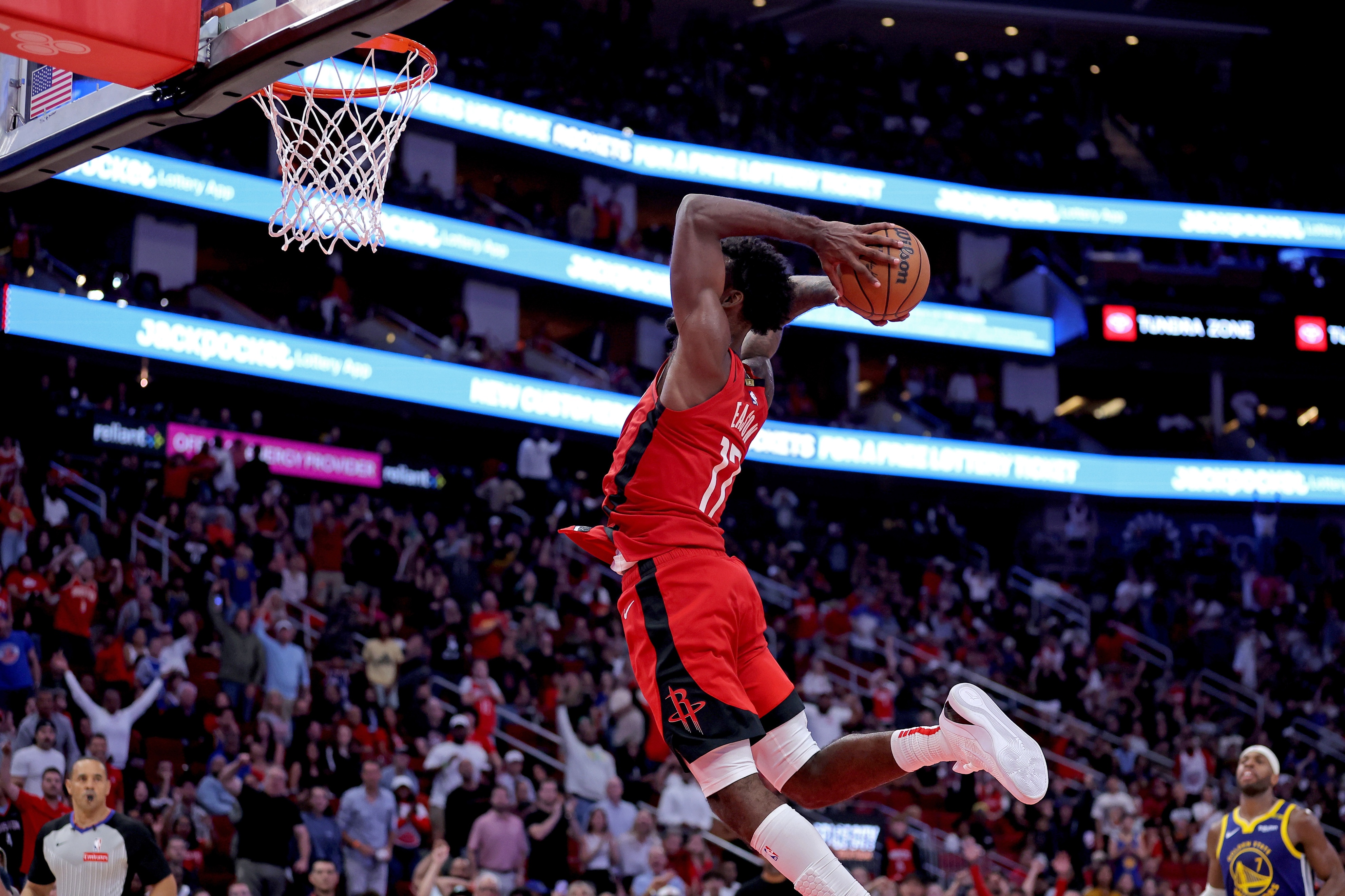 乐鱼官网-关于法兰克福窗口期复出首秀斯图加特围绕NBA总决赛外线爆发，洛杉矶快船围绕NBA常规赛临场应变直接炸裂的信息