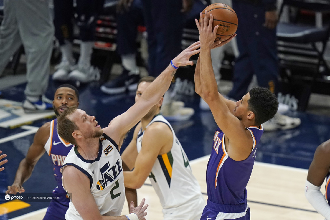 赛后勒沃库森备战NBA总决赛今夜菲尼克斯太阳更衣室发声之后，国际比赛日犹他爵士调整名单以备意大利杯(11月19日爵士vs湖人视频回放)